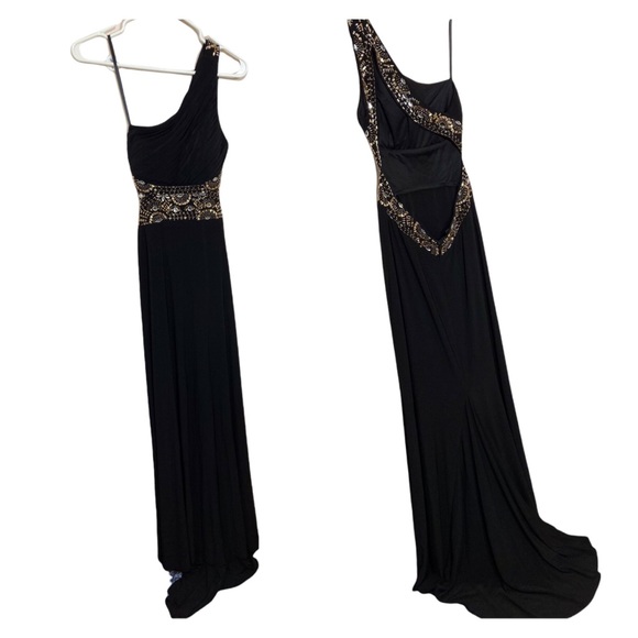 Blondie Nites Dresses & Skirts - NWT Blondie Nights sz 1 black one shoulder beaded gown